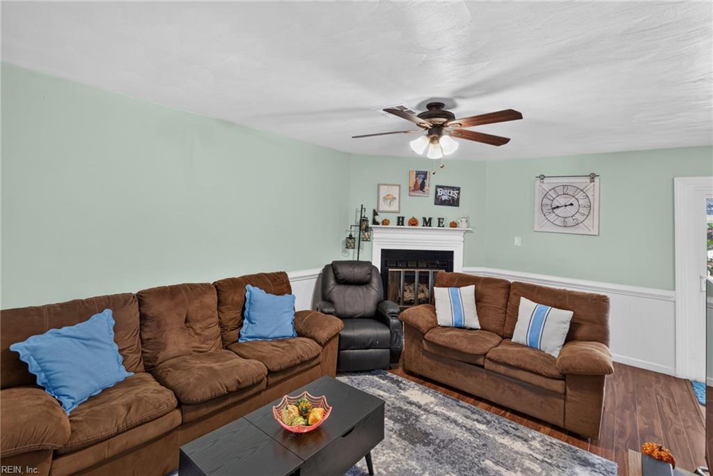428 San Roman DR