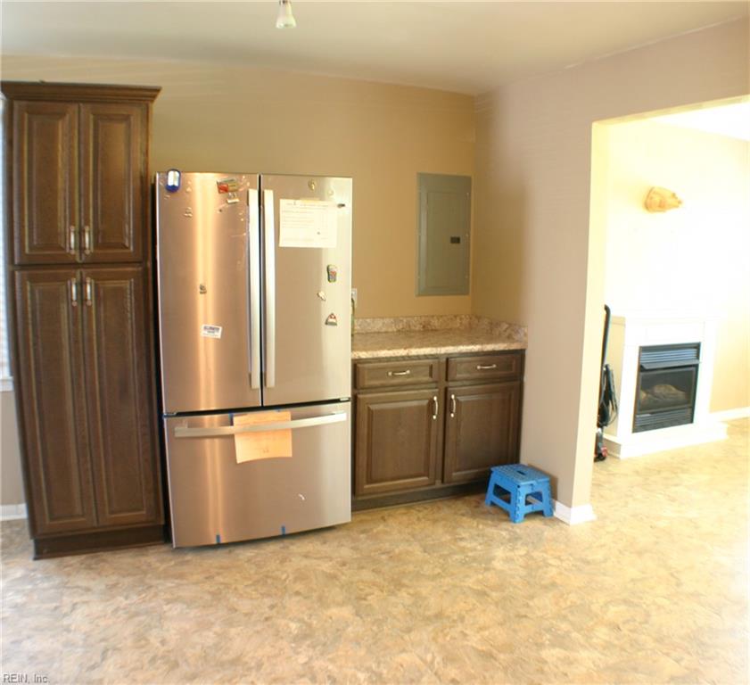 425 Keith CT