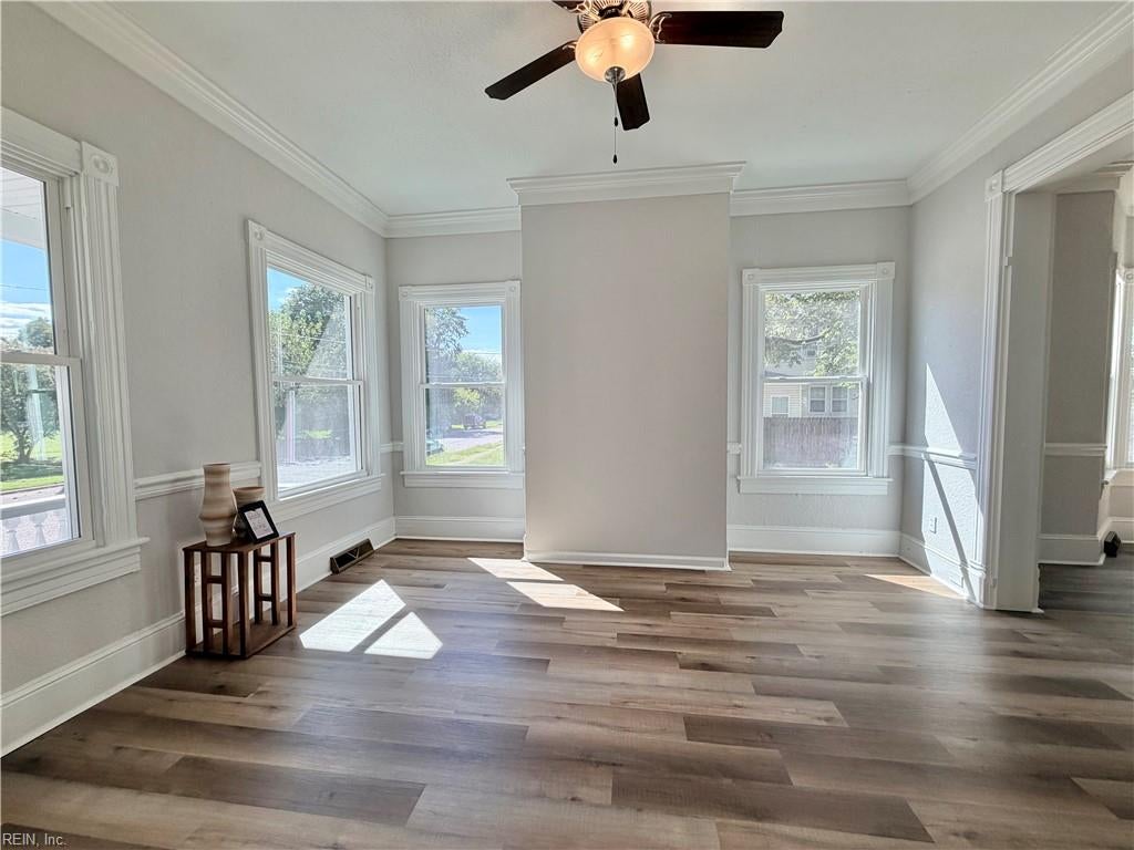 1414 Crawford PW