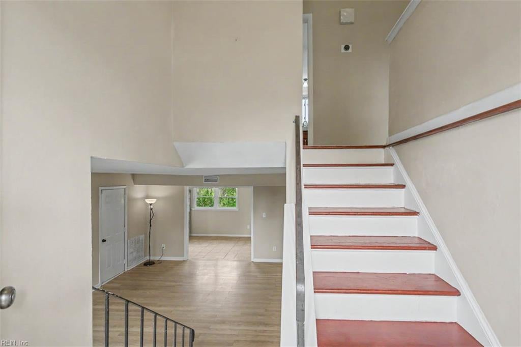 524 Pine Hill RD