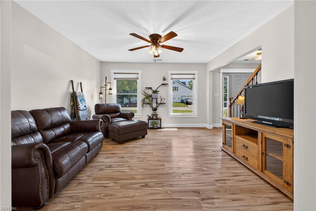 3012 Hornbeam CT