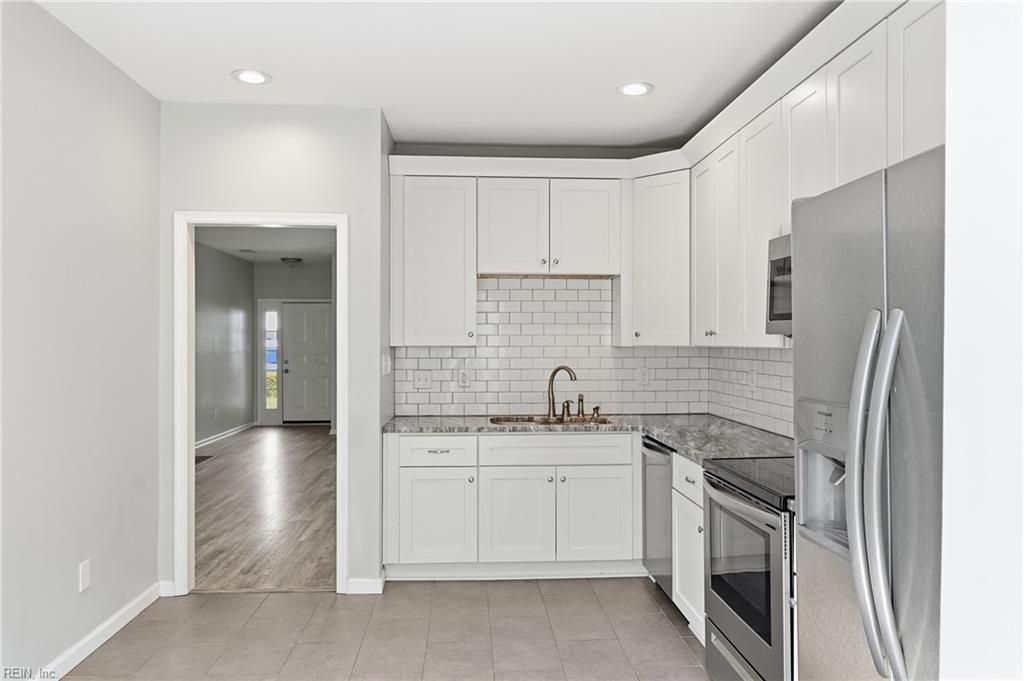 4950 Cypress Point CIR 103