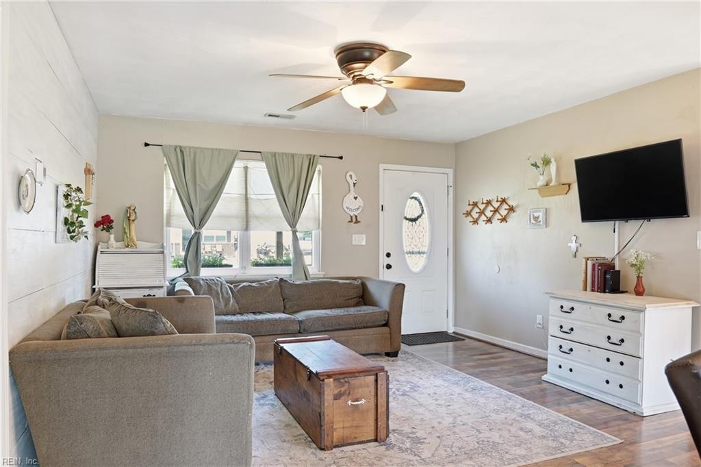 1108 Sword DR