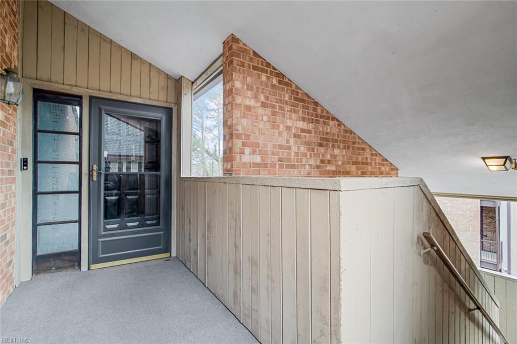 376 Merrimac TRL 124