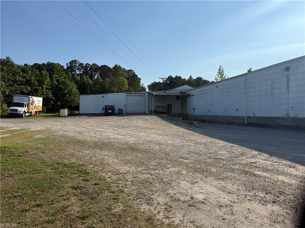 546 Railroad AVE