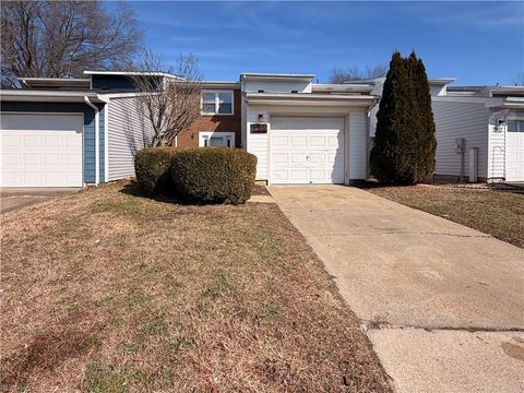 1238 Captain Adams CT Virginia Beach VA 23455