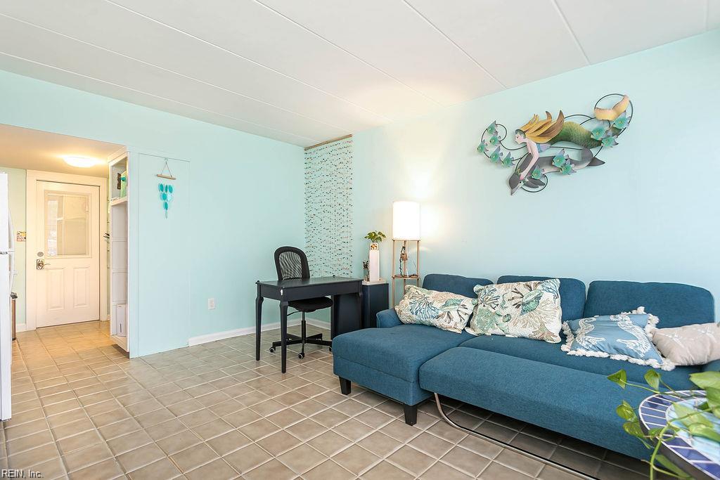 4005 Atlantic AVE 101