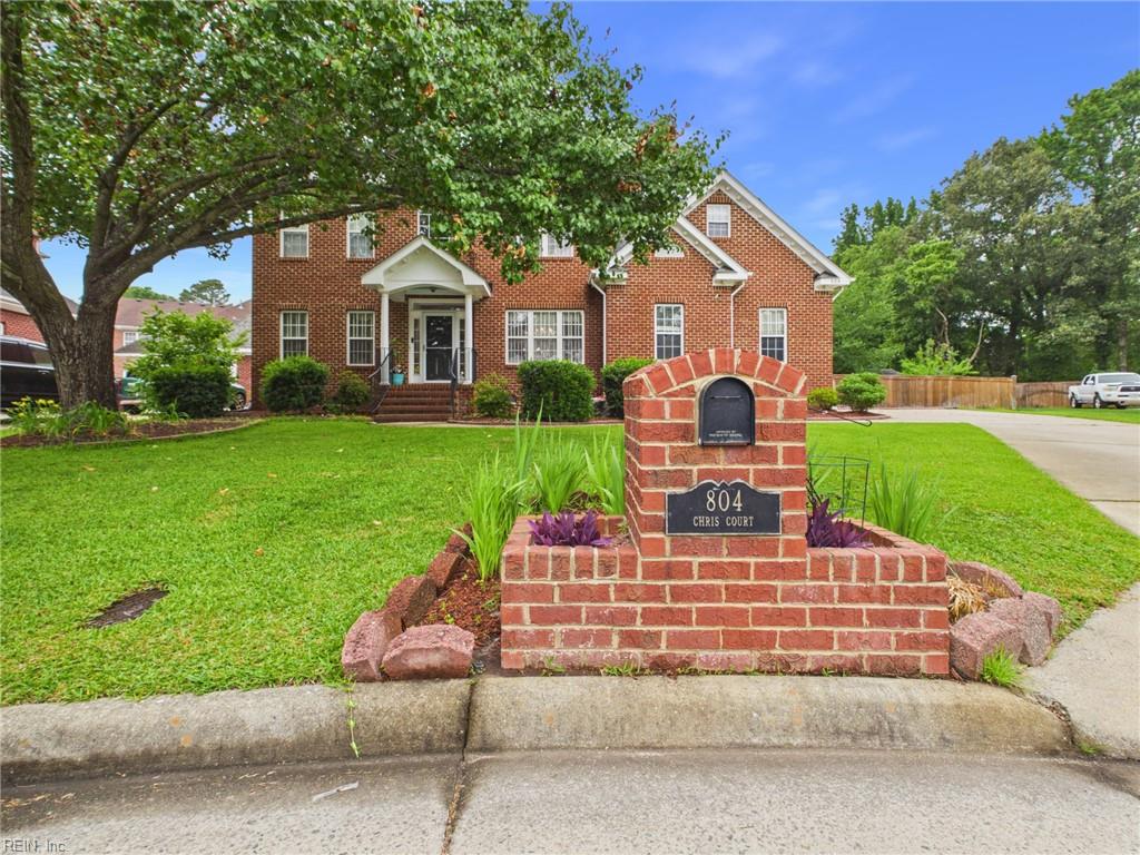 804 Chris CT