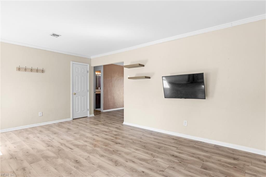 3604 Starlighter DR
