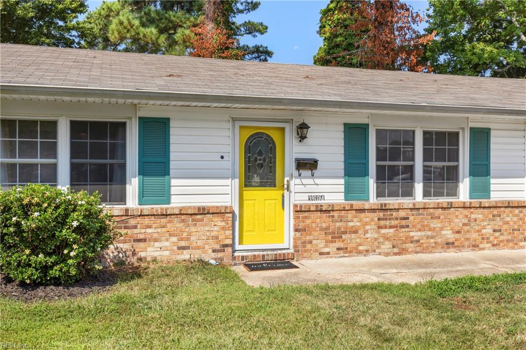 3604 Starlighter DR