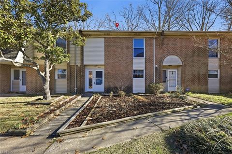 5002 Amboy CT Virginia Beach VA 23462