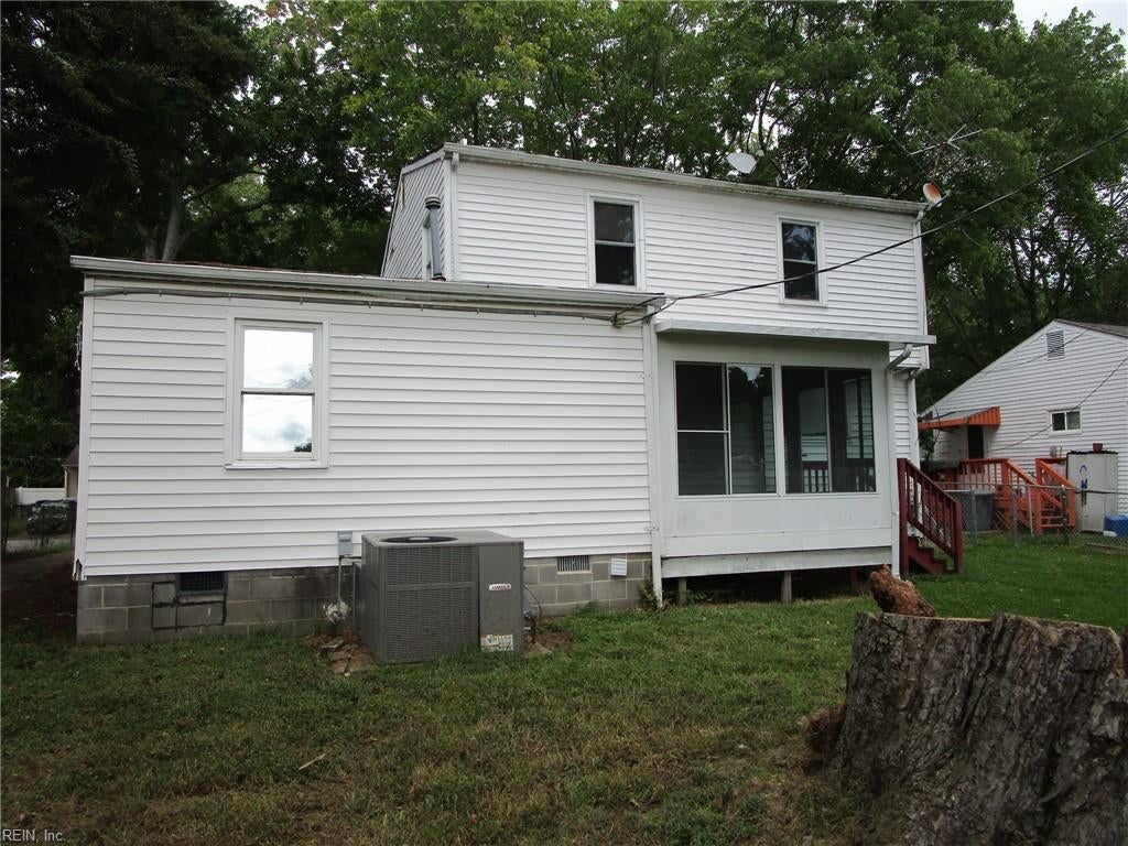 12 Kingslee LN