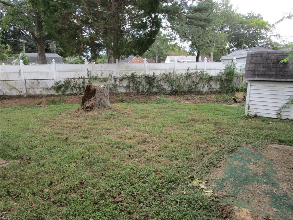 12 Kingslee LN