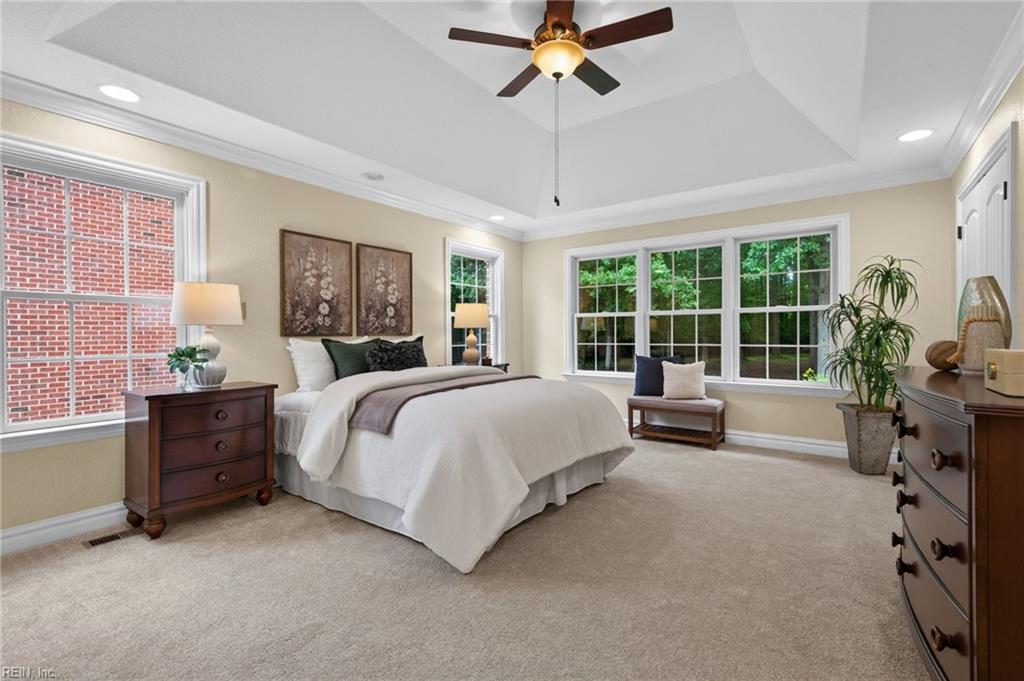 1120 Kathleen LN
