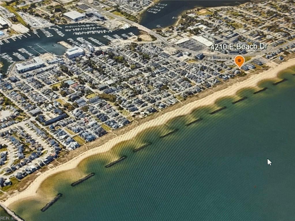 4210 E Beach DR