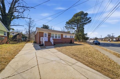 2708 Victoria BLVD Hampton VA 23661