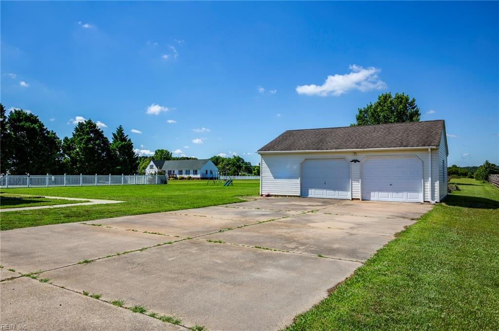 1301 Sanderson RD