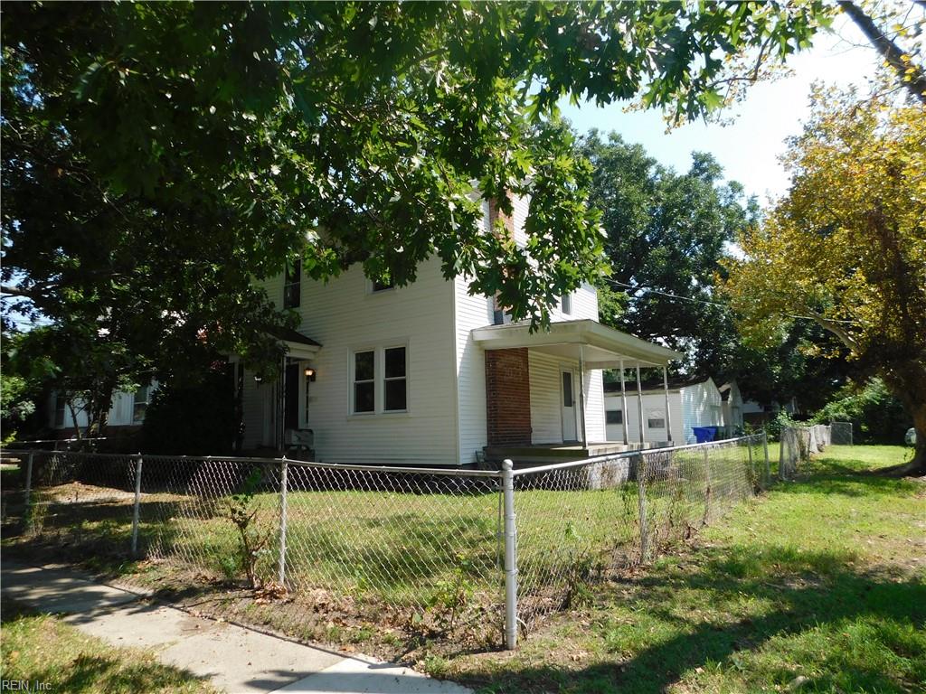 401 Forrest AVE