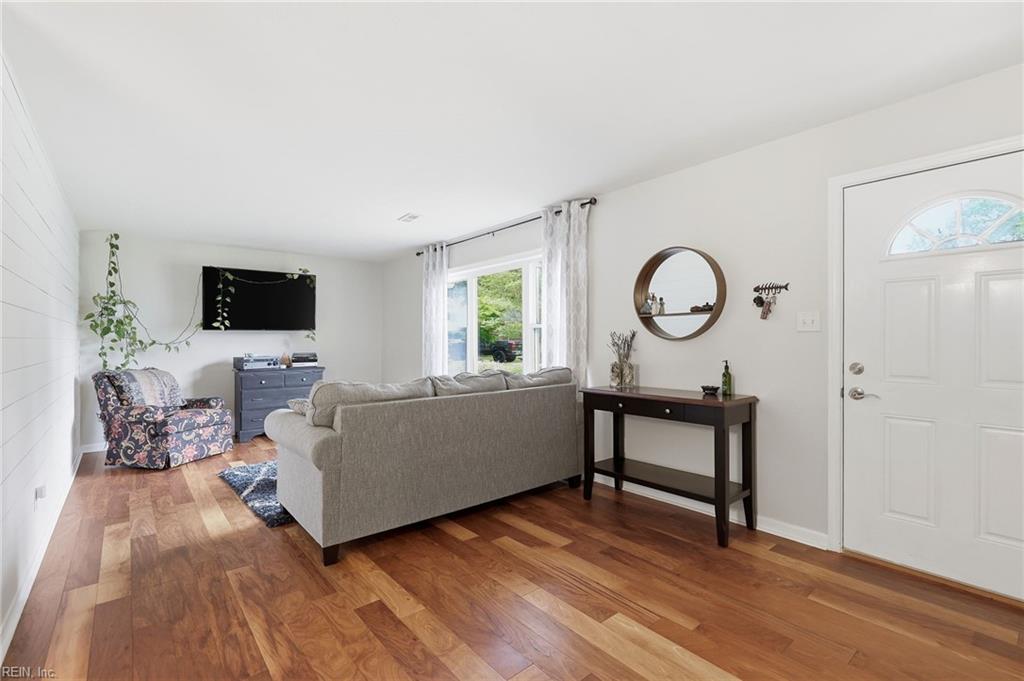 401 Old Forge CT