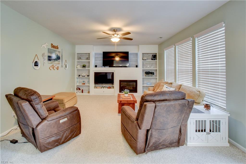 1307 Riverton WAY