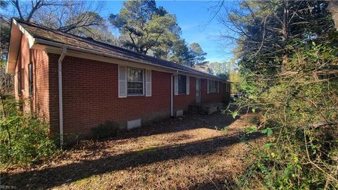 1465 Lotus DR Virginia Beach VA 23456