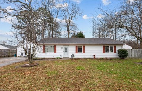 1205 Bramblewood CT Chesapeake VA 23323