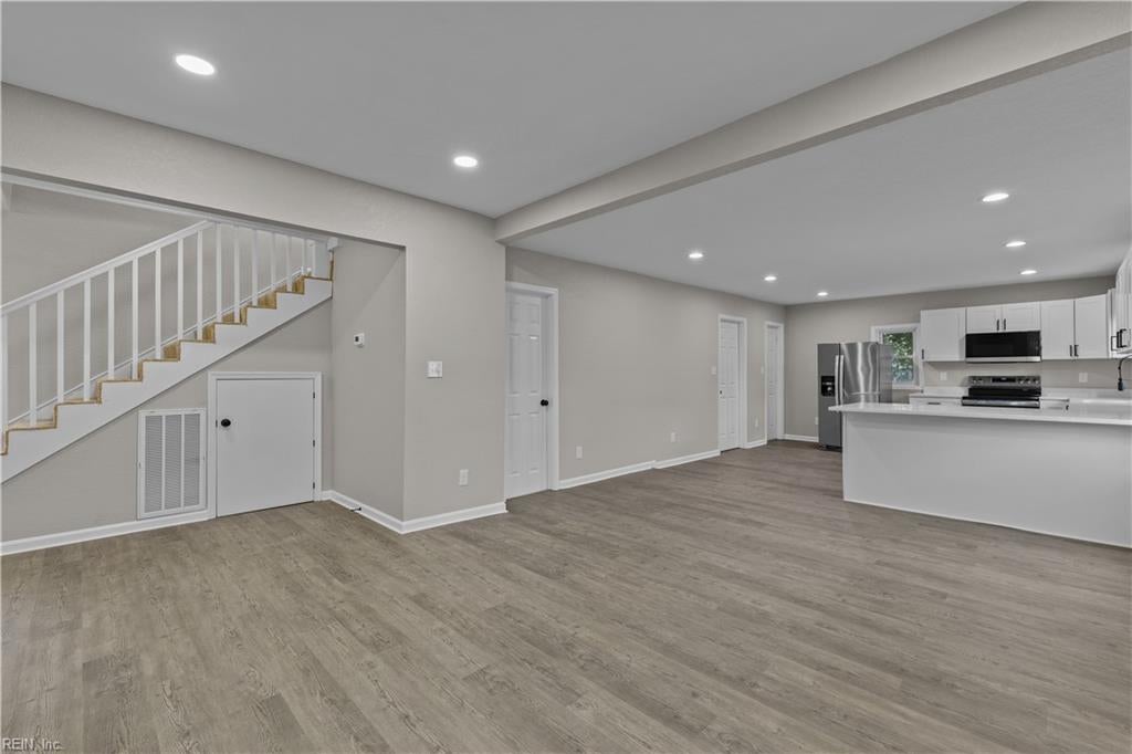 810 Lincoln AVE