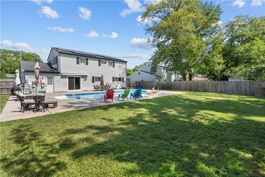3737 Silina DR