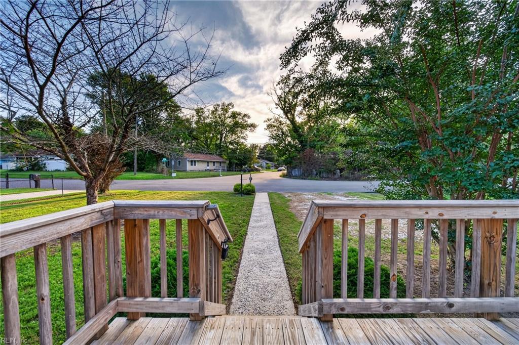 115 Nelson DR