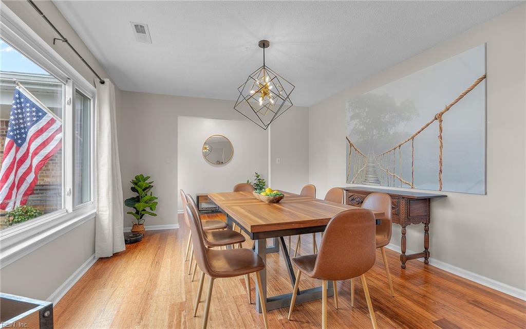 545 Prince Of Wales DR