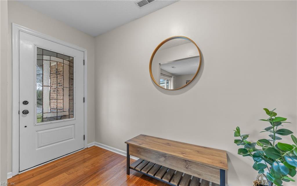 545 Prince Of Wales DR