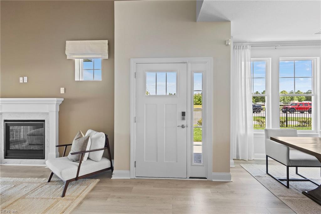 1324 Treviso Bay