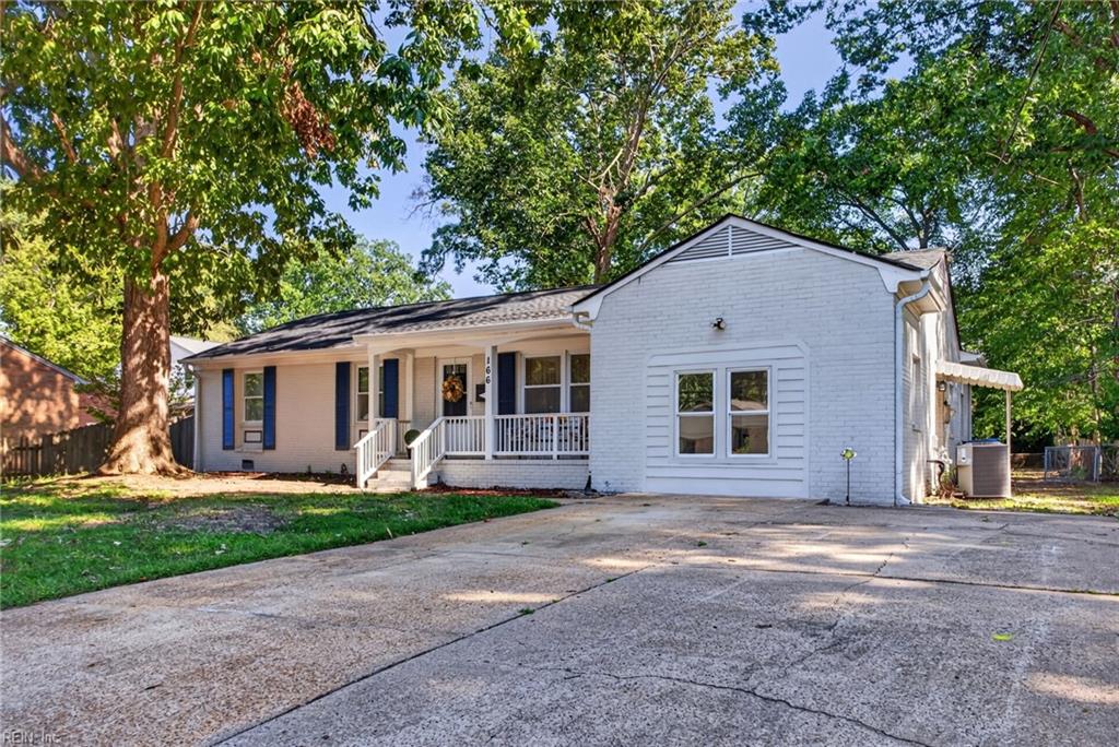 166 Beechmont DR