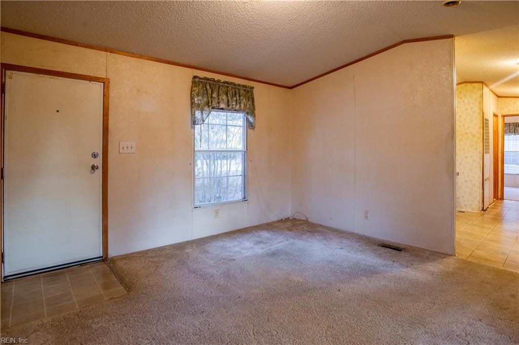 1329 Old Clubhouse RD