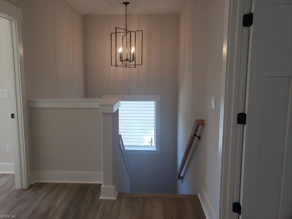 2512 Peaceful LN