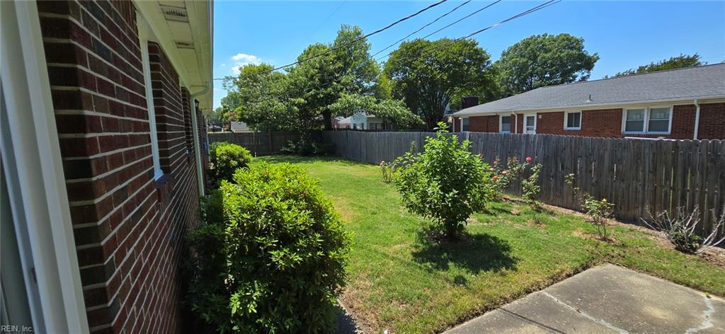 2444 Everglades RD