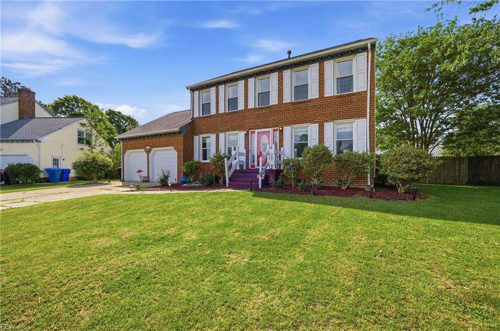 3205 Glastonbury DR