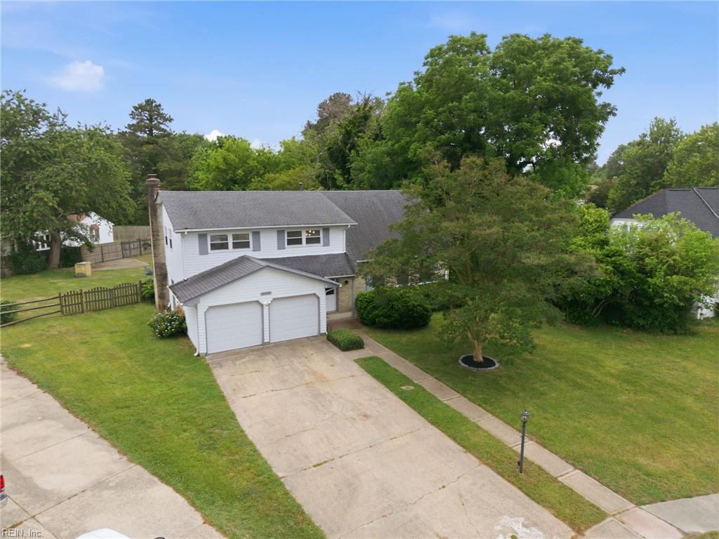 6105 Adelphi CIR