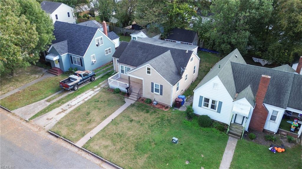1112 Orville AVE