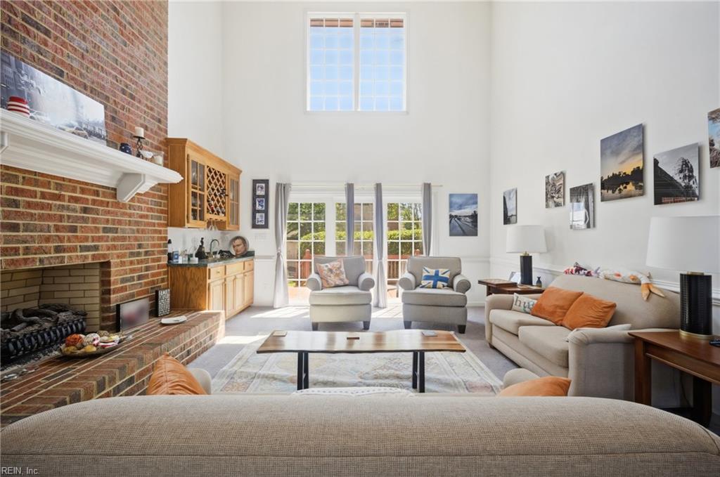 1712 Maze Hill MEWS