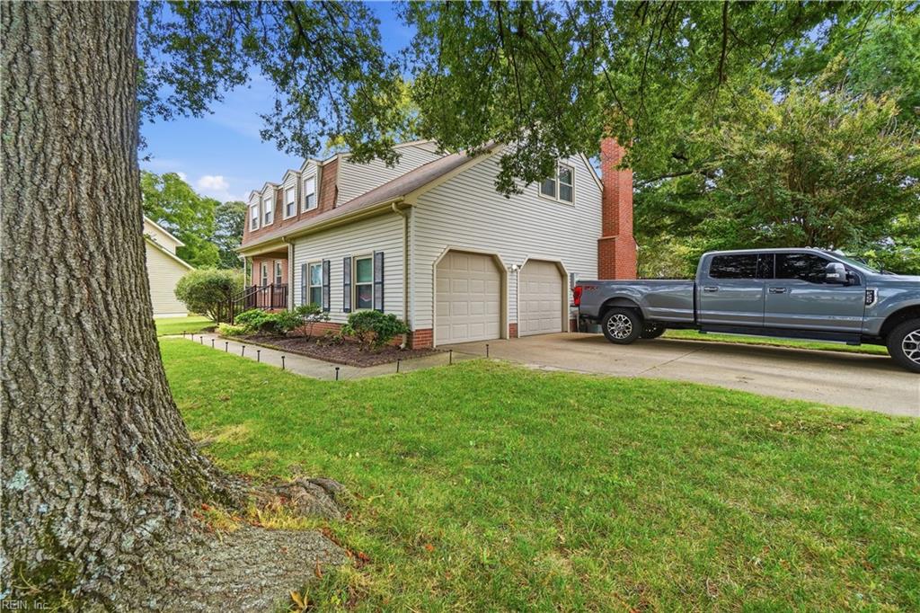 324 Lakeland DR