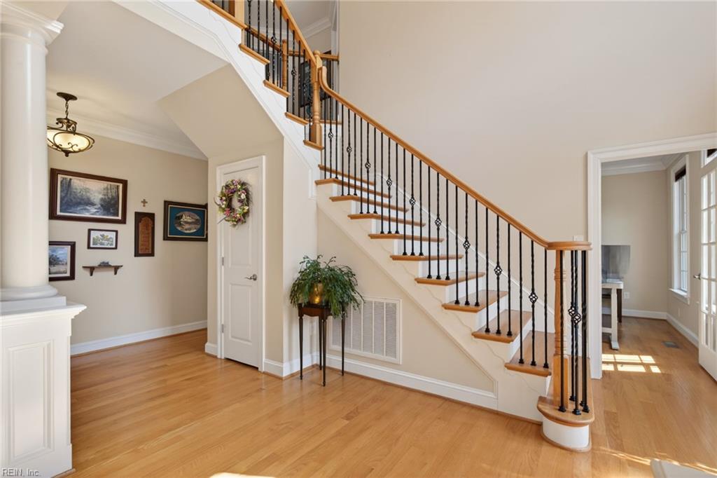 102 Taylor Farm LN