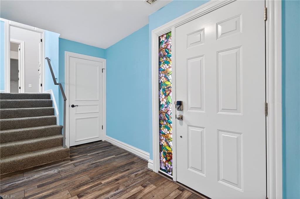 2319 Beach Castle LN