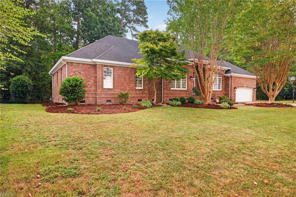 1584 Godfrey LN