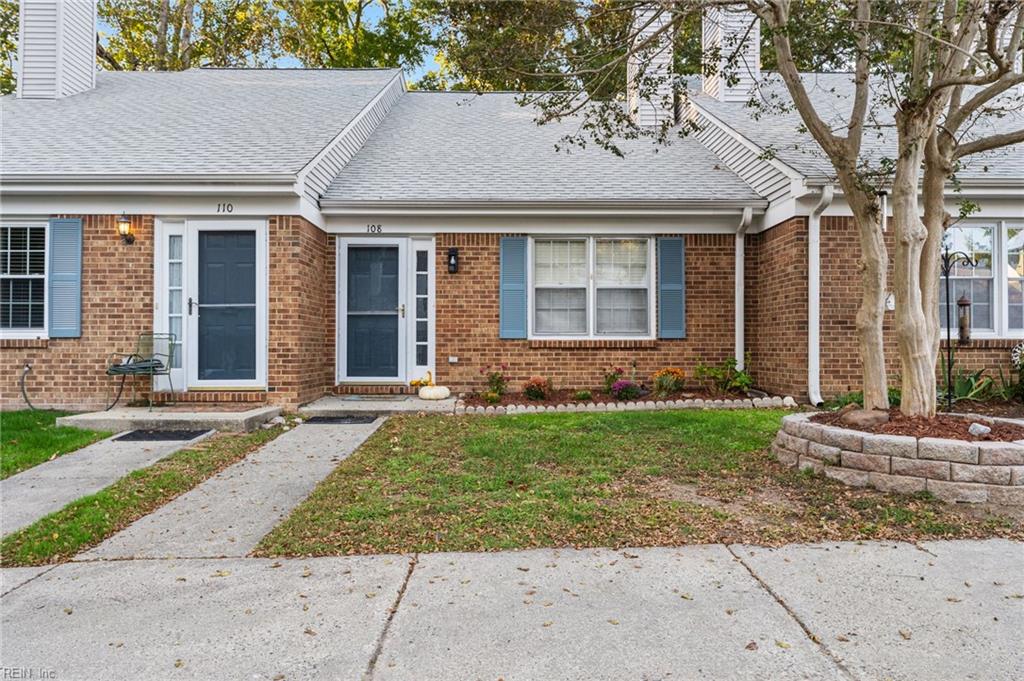 108 Farmstead PL
