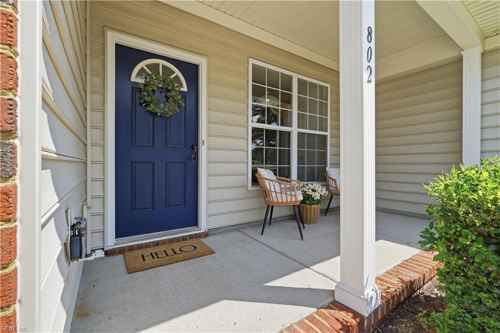 802 Devereaux DR