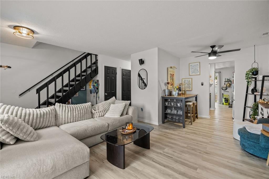 3636 Chimney Creek DR
