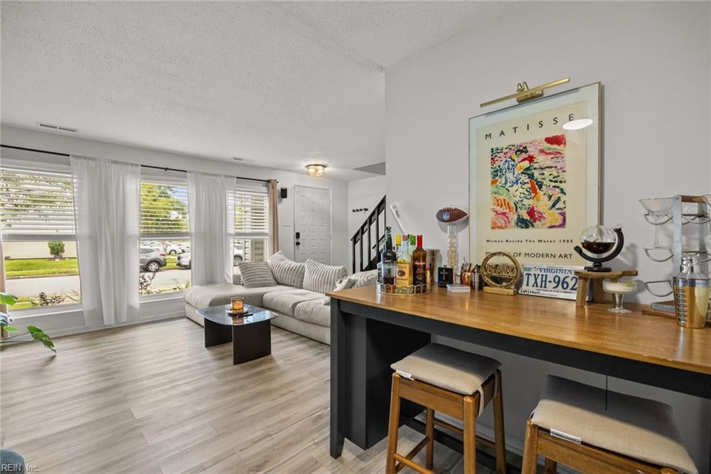 3636 Chimney Creek DR