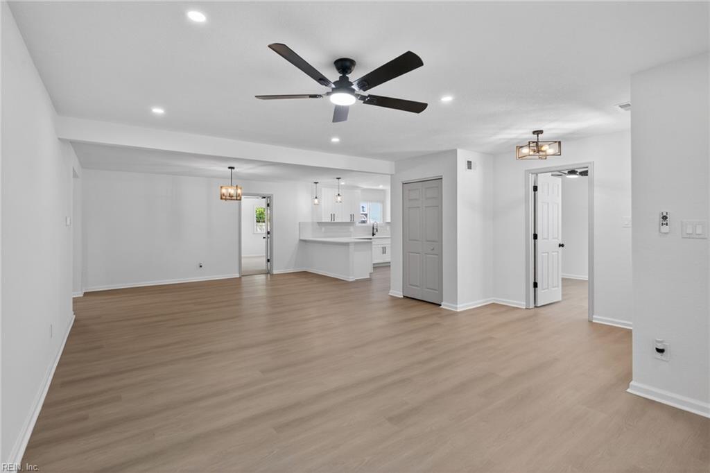 4579 Hialeah DR