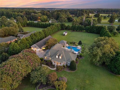 307 Hickory Station DR Chesapeake VA 23322